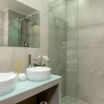 Modern & Cozy Apartment, By The