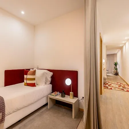Modern & Cozy Apartment, By The Βίλα Νόβα ντε Γκάια