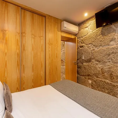 Modern & Cozy Apartment, By The