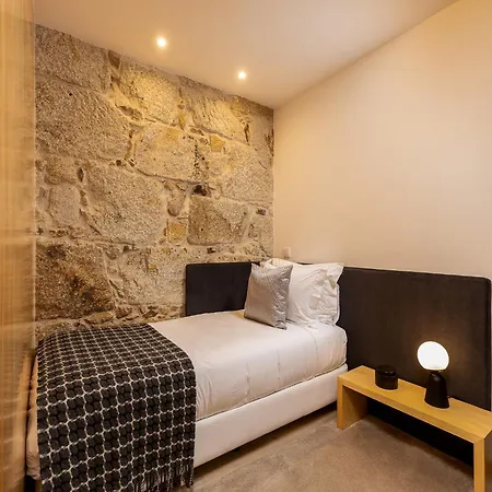 Διαμέρισμα Modern & Cozy Apartment, By The Βίλα Νόβα ντε Γκάια