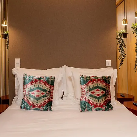 Modern & Cozy Apartment, By The