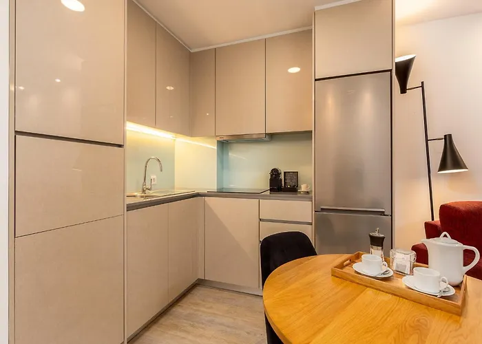 Modern & Cozy Apartment, By The *