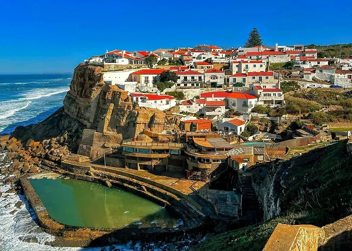 דירה Modern & Cozy Apartment, By The *